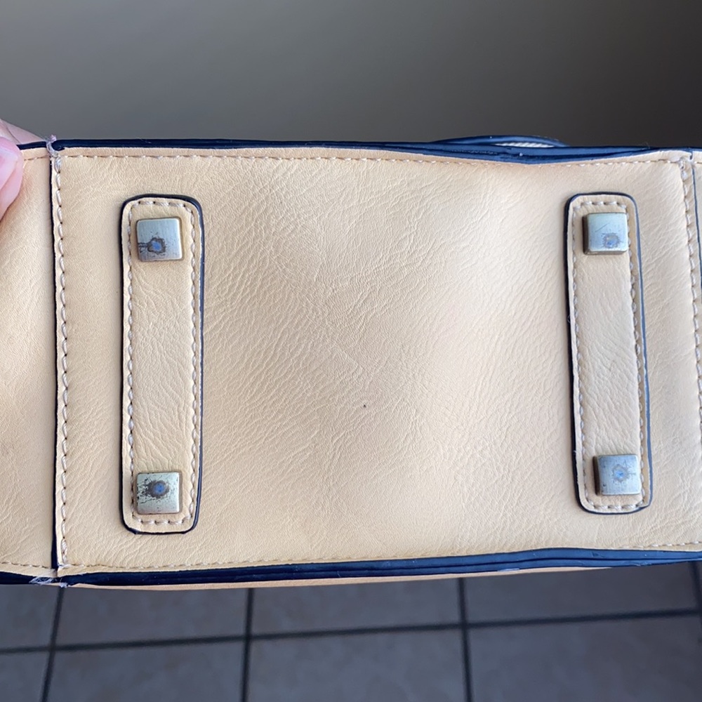 SIMPLY NOELLE| women’s shoulder bag - Picture 13 of 16
